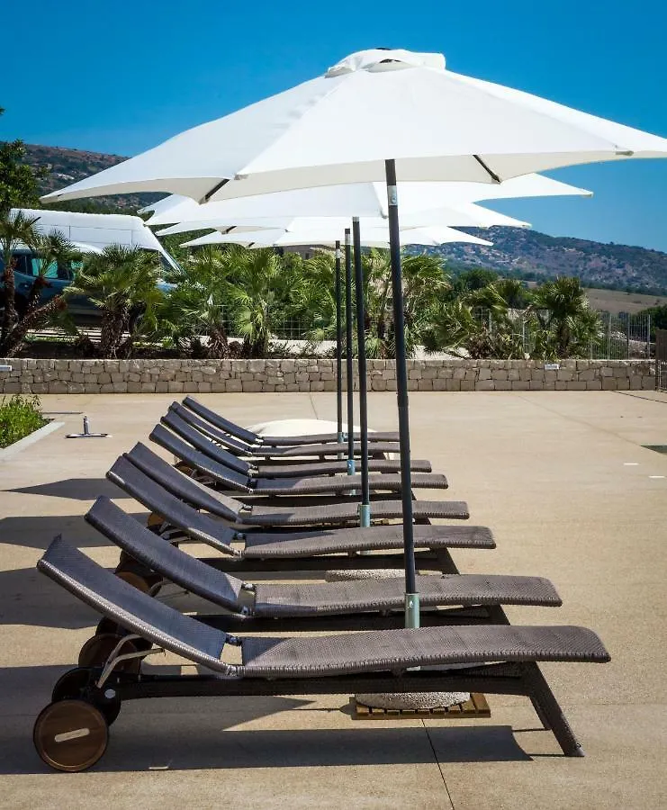 Отель Relais Chiaramonte Рагуза Курортный комплекс